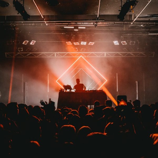 dj-16